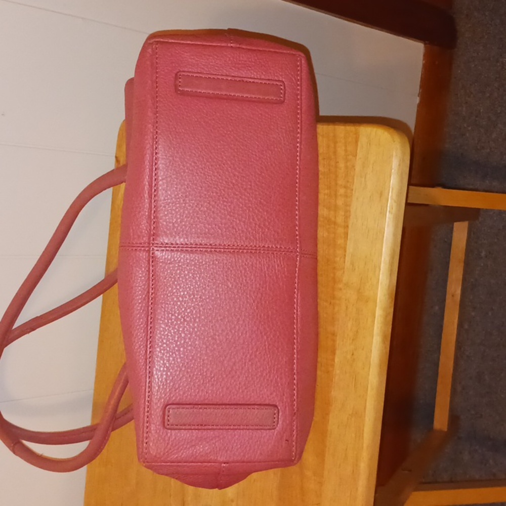 Handbag - Picture 4 of 10